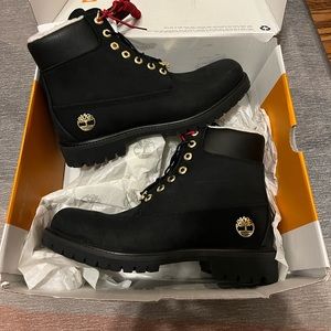Timberland Premium 6" WP Warm Lined WATERPROOF Black Nubuck Gold Boots